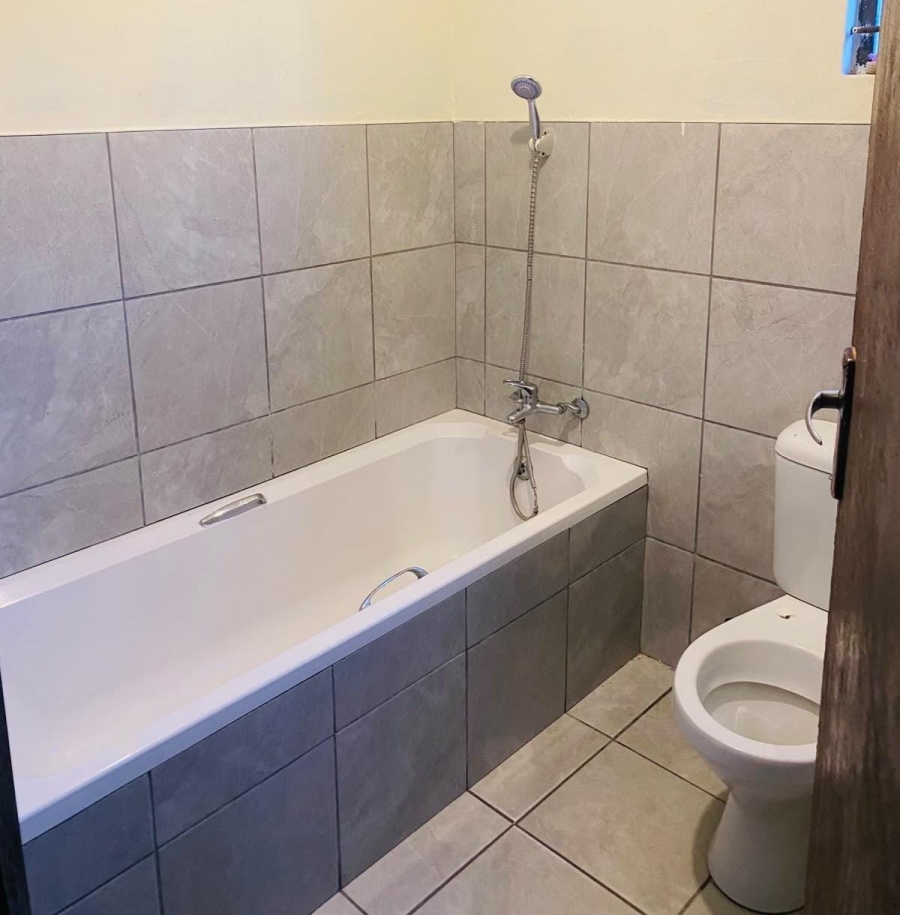 3 Bedroom Property for Sale in Kuyasa Western Cape